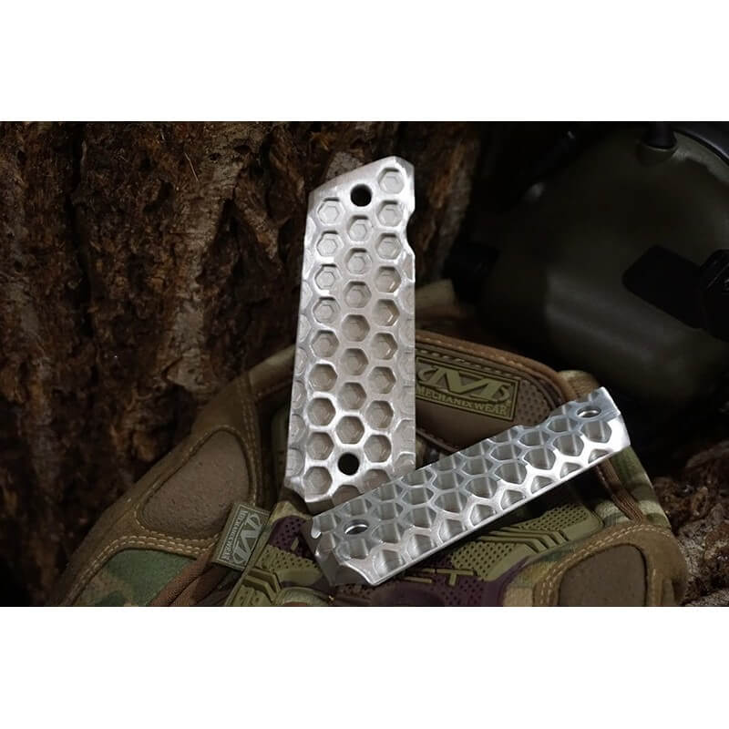 5KU M1911 Apocalypse Hive Style Lightweight Aluminum Grips