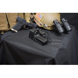 Element Eolad Device Illuminator with 552 Holographic Sight