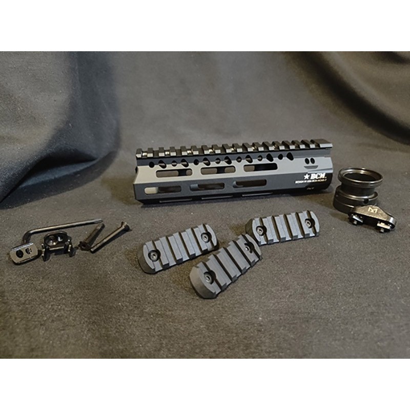 VFC BCM Gunfighter 13Inch MCMR M-Lock Rail